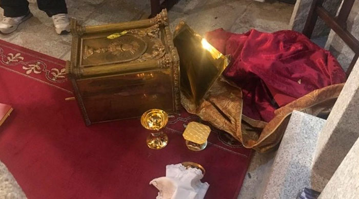 Las razones de los satanistas para robar hostias consagradas y profanar lugares sagrados